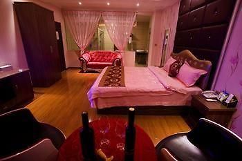 Yuxi Hongyuan Star Hotel 外观 照片